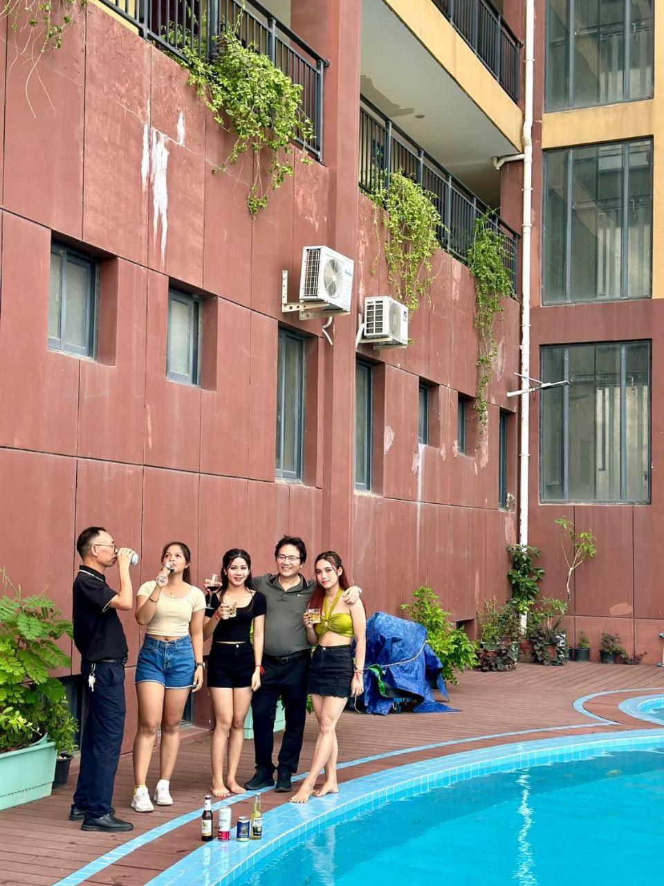 ซิตี้ คอมฟอร์ต โฮเต็ล พนมเปญแอร์พอร์ต Hotel ภายนอก รูปภาพ