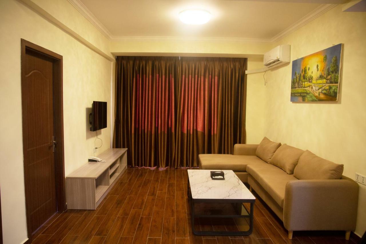 ซิตี้ คอมฟอร์ต โฮเต็ล พนมเปญแอร์พอร์ต Hotel ภายนอก รูปภาพ