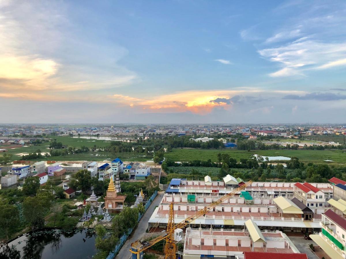 ซิตี้ คอมฟอร์ต โฮเต็ล พนมเปญแอร์พอร์ต Hotel ภายนอก รูปภาพ